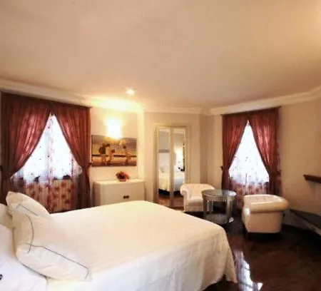 Hotel Sangallo