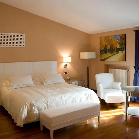 Hotel Sangallo 3*
