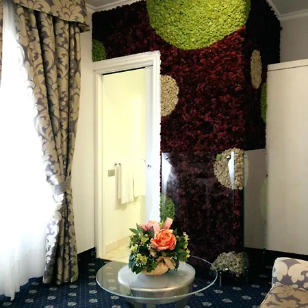 Sangallo Hotel 3*