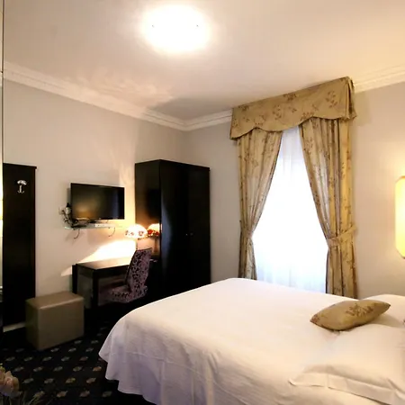 Hotel Sangallo
